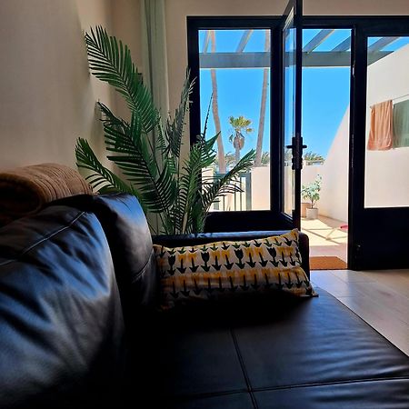 Apartamento Club Valena, Puerto Del Carmen, Lanzarote ติอาส ภายนอก รูปภาพ