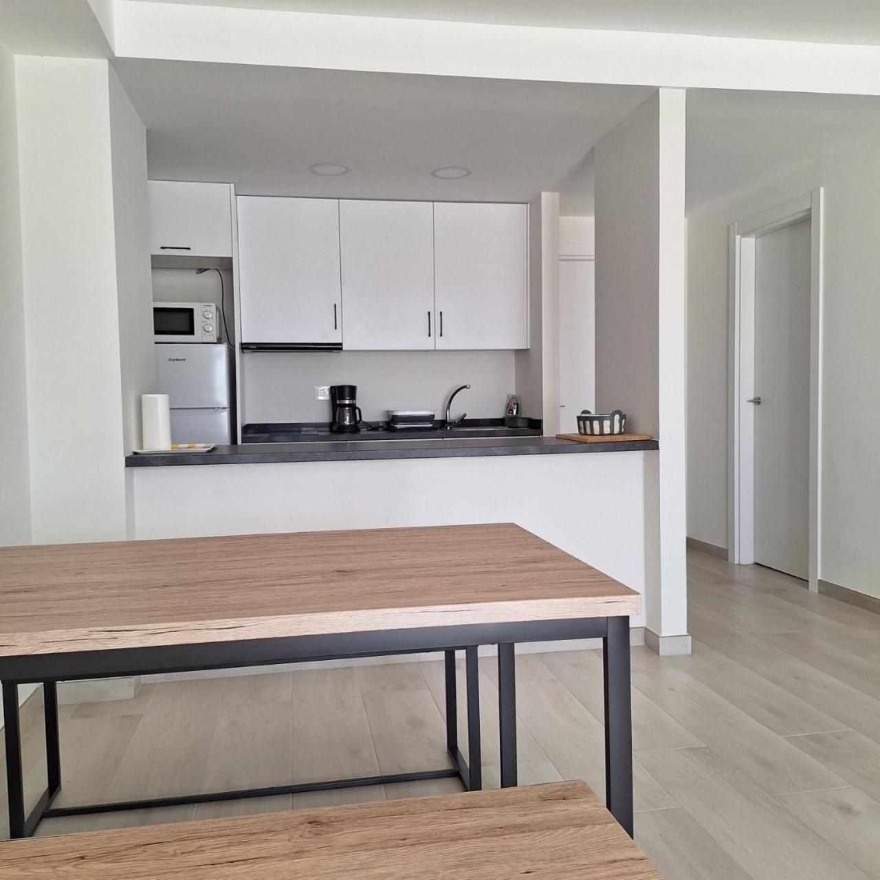 Apartamento Club Valena, Puerto Del Carmen, Lanzarote ติอาส ภายนอก รูปภาพ